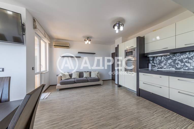 Тристаен апартамент, Варна, м-ст Траката, 658092, Снимка 1