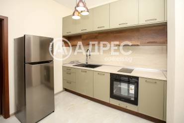 Тристаен апартамент, София, Център, 672092, Снимка 1