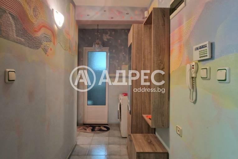 Едностаен апартамент, Русе, Ялта, 697092, Снимка 6
