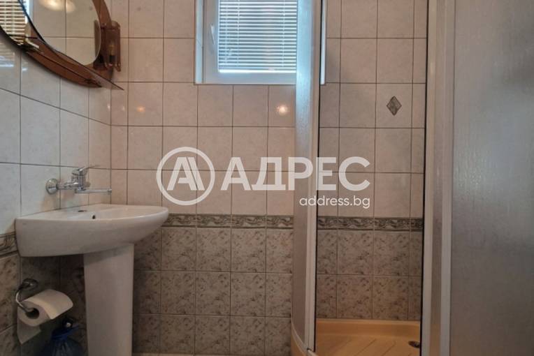 Едностаен апартамент, Русе, Ялта, 697092, Снимка 8