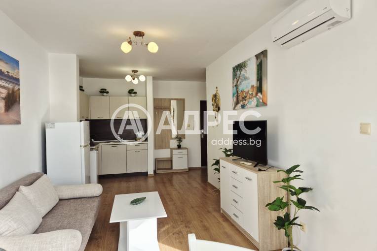 Двустаен апартамент, Варна, м-ст Ален Мак, 676093, Снимка 1