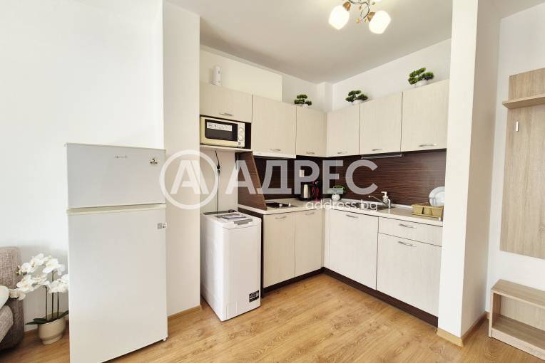 Двустаен апартамент, Варна, м-ст Ален Мак, 676093, Снимка 2