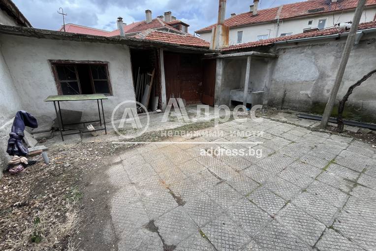 Етаж от къща, Сливен, Ново село, 610094, Снимка 12