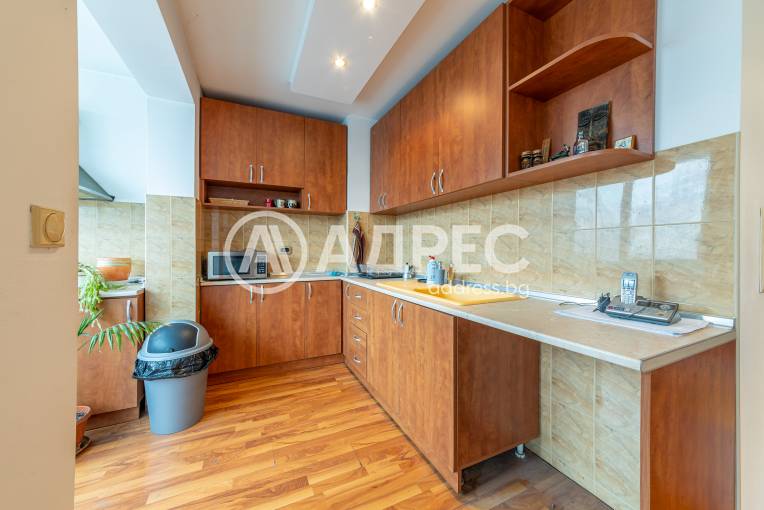 Многостаен апартамент, Варна, Лятно кино Тракия, 679094, Снимка 11