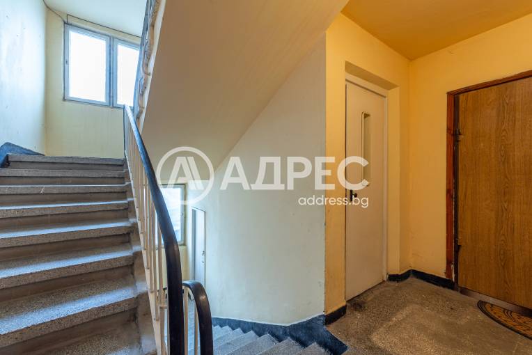 Многостаен апартамент, Варна, Лятно кино Тракия, 679094, Снимка 16