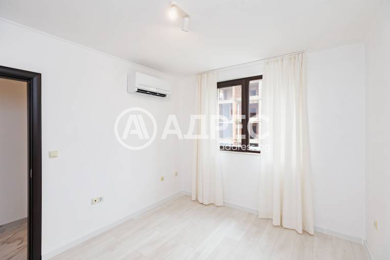 Двустаен апартамент, Варна, Възраждане 1, 689095, Снимка 3