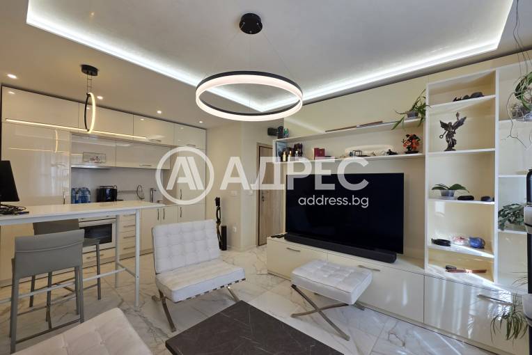 Двустаен апартамент, София, Кръстова вада, 668096, Снимка 1