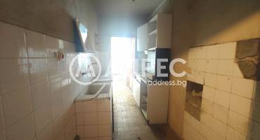 Многостаен апартамент, Ямбол, Център, 660102, Снимка 11