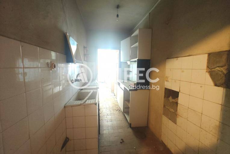 Многостаен апартамент, Ямбол, Център, 660102, Снимка 10
