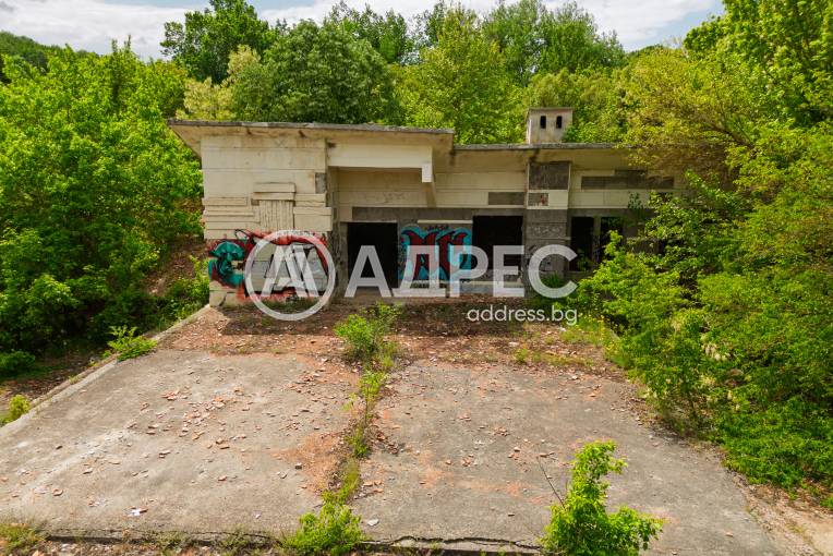 Офис Сграда/Търговски център, Плевен, Кайлъка, 694102, Снимка 1