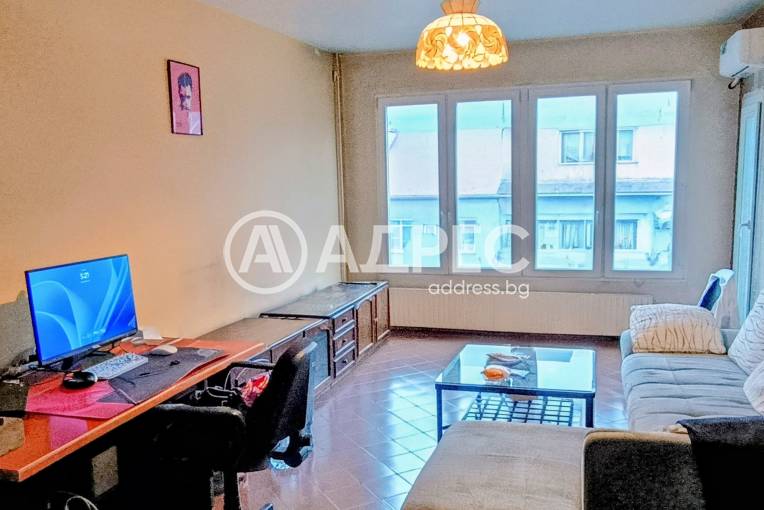 Тристаен апартамент, София, Център, 685104, Снимка 1