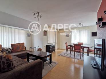 Тристаен апартамент, Русе, Ялта, 672106, Снимка 1