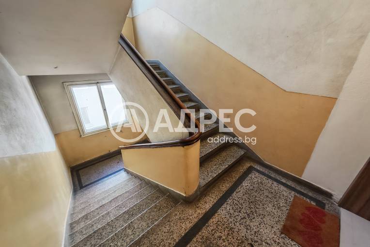 Тристаен апартамент, София, Докторска градина, 686107, Снимка 18
