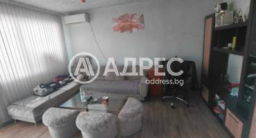 Двустаен апартамент, Ямбол, Граф Игнатиев, 694109, Снимка 1