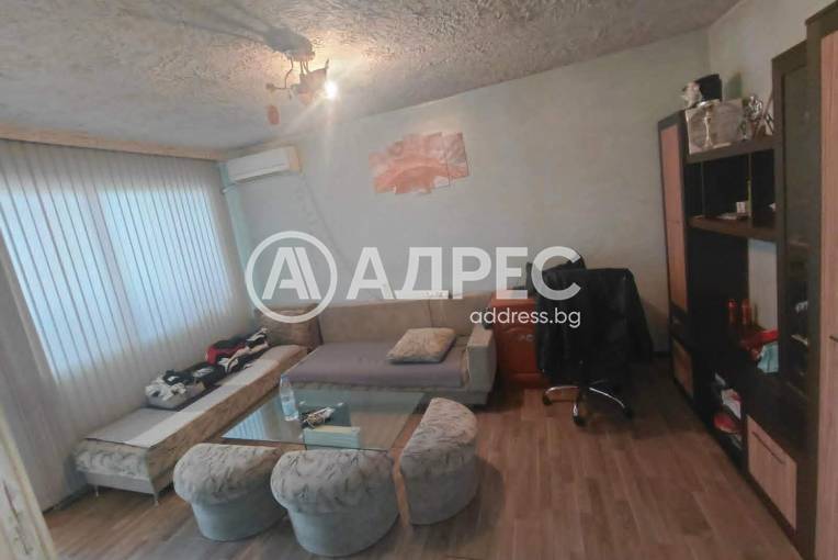 Двустаен апартамент, Ямбол, Граф Игнатиев, 694109, Снимка 2