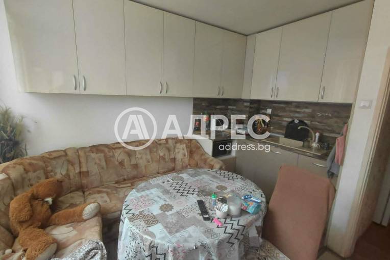 Двустаен апартамент, Ямбол, Граф Игнатиев, 694109, Снимка 3