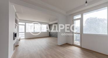 Тристаен апартамент, Балчик, Център, 674110, Снимка 1