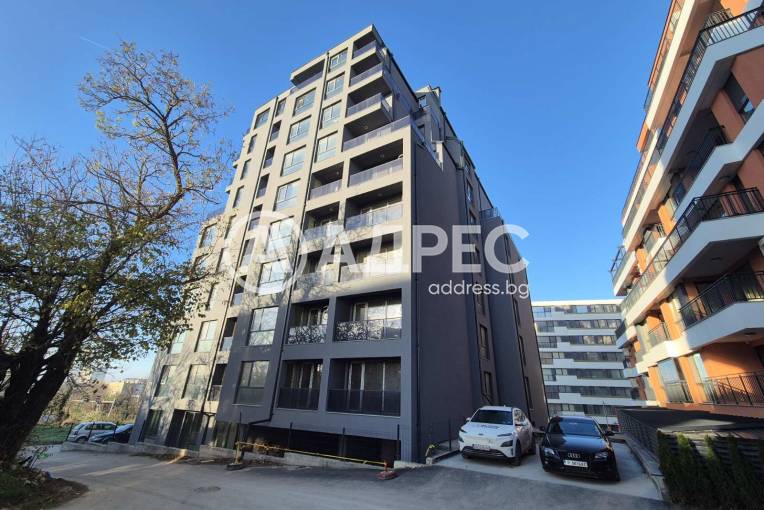 Тристаен апартамент, Варна, Левски, 678110, Снимка 1