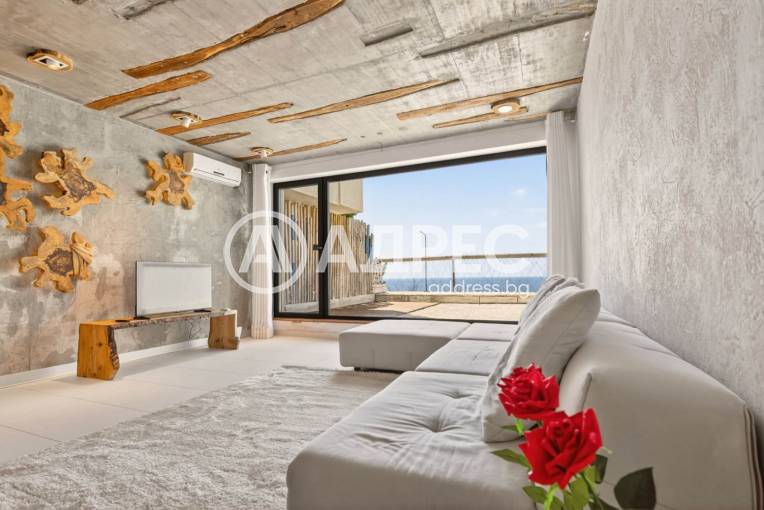 Двустаен апартамент, Варна, Бриз, 661111, Снимка 1