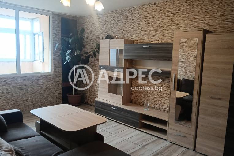 Двустаен апартамент, Пловдив, Полиграфия, 687111, Снимка 1