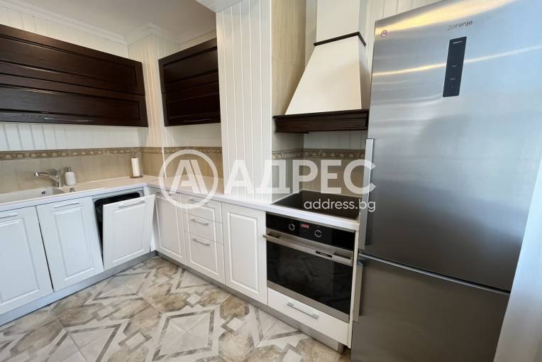 Тристаен апартамент, Варна, Нептун, 688114, Снимка 1