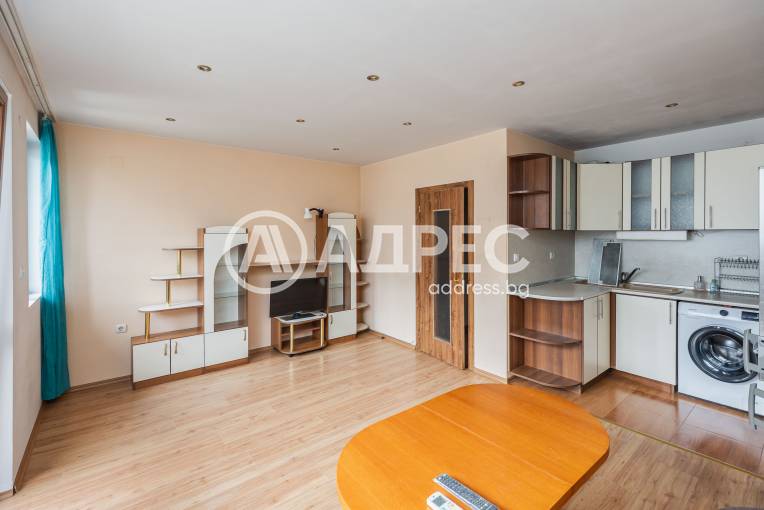 Двустаен апартамент, Варна, Техникумите, 679116, Снимка 1