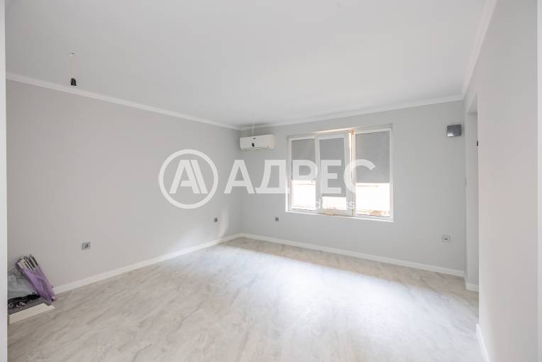 Офис, Варна, Колхозен пазар, 663117, Снимка 15