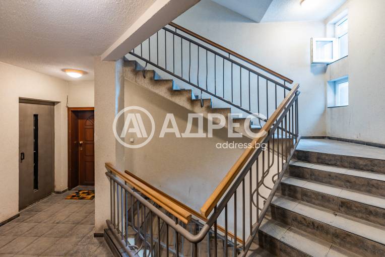 Двустаен апартамент, Варна, Общината, 669117, Снимка 21