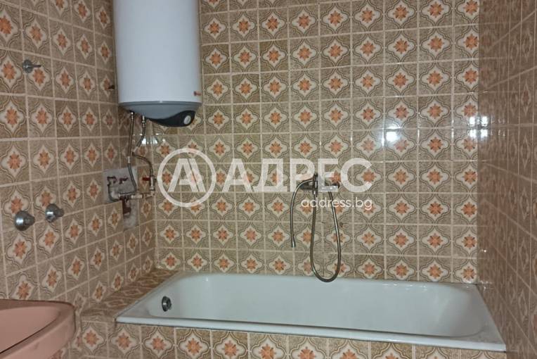 Тристаен апартамент, Добрич, Център, 671117, Снимка 11