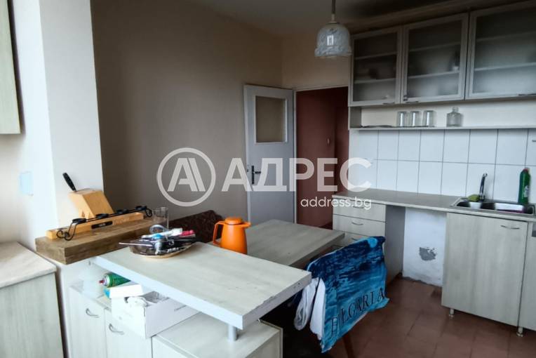 Тристаен апартамент, Добрич, Център, 671117, Снимка 1