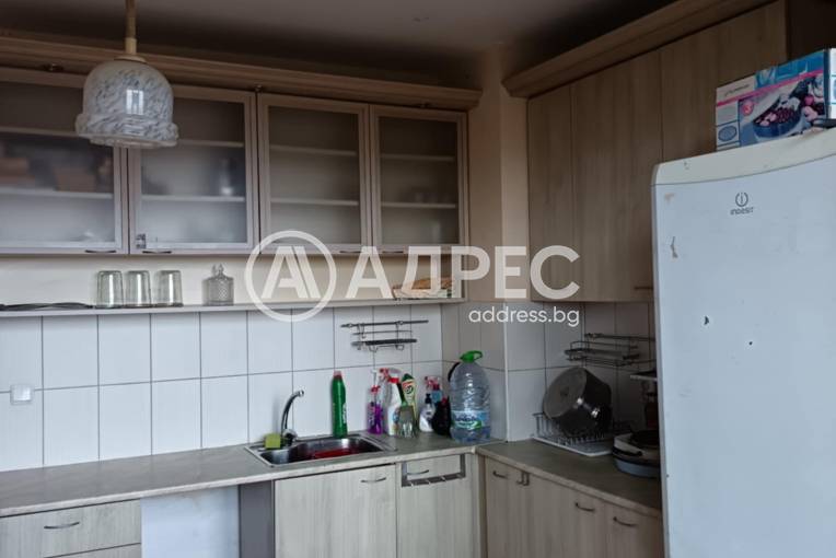 Тристаен апартамент, Добрич, Център, 671117, Снимка 2