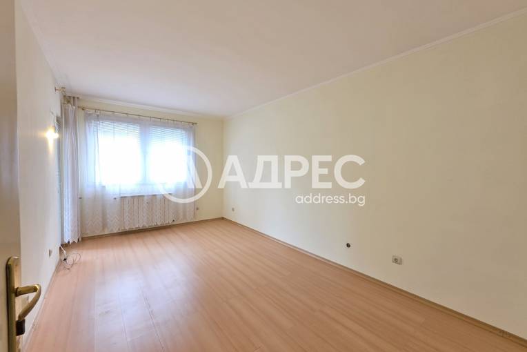 Многостаен апартамент, София, Лагера, 672117, Снимка 23