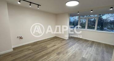Тристаен апартамент, Варна, Владислав Варненчик, 693117, Снимка 1