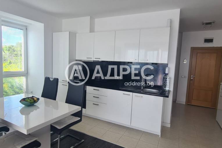 Двустаен апартамент, Кошарица, 674118, Снимка 1