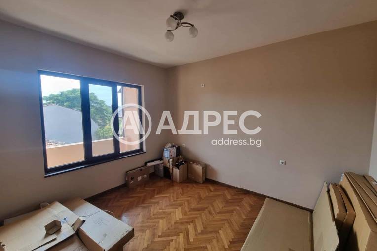 Тристаен апартамент, Ямбол, 688118, Снимка 12