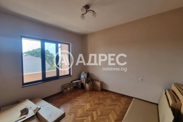 Тристаен апартамент, Ямбол, 688118, Снимка 16