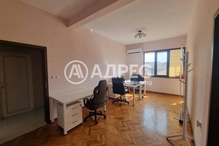 Тристаен апартамент, Ямбол, 688118, Снимка 8