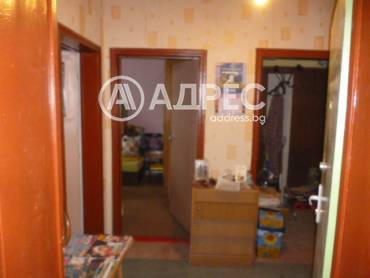 Тристаен апартамент, Добрич, Център, 698118, Снимка 1