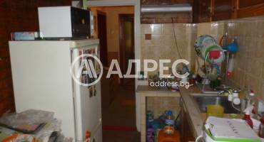 Тристаен апартамент, Добрич, Център, 698118, Снимка 13