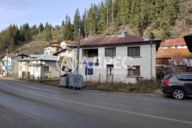 Къща/Вила, Стойките, 678119, Снимка 1