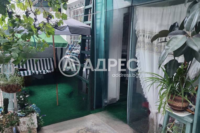 Къща/Вила, Варна, Зимно кино Тракия, 666121, Снимка 1