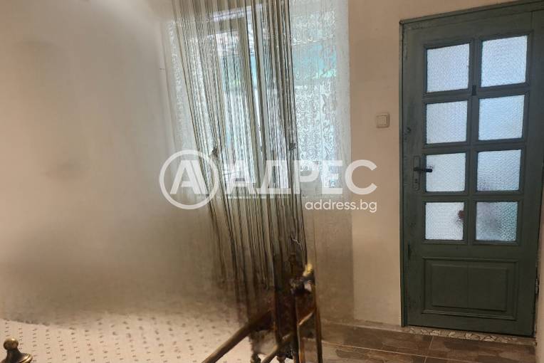 Къща/Вила, Варна, Зимно кино Тракия, 666121, Снимка 2