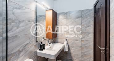 Тристаен апартамент, Варна, Цветен квартал, 677121, Снимка 23