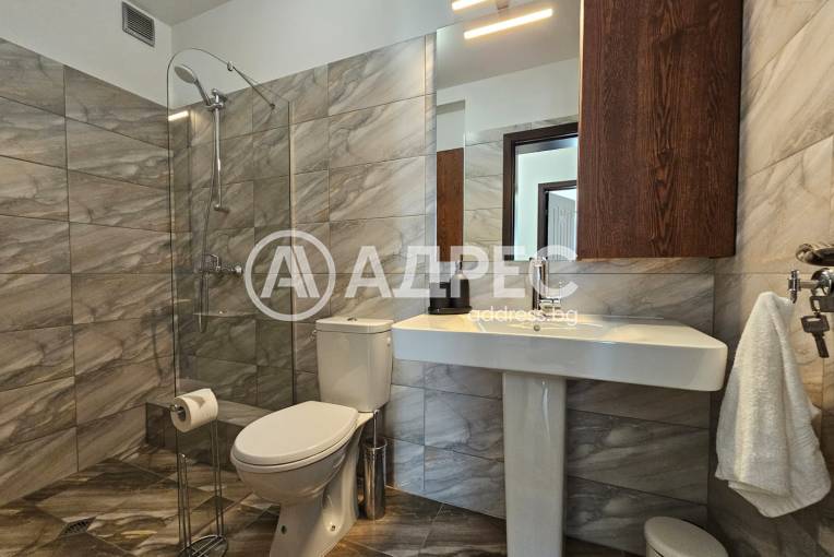 Тристаен апартамент, Варна, Цветен квартал, 677121, Снимка 12