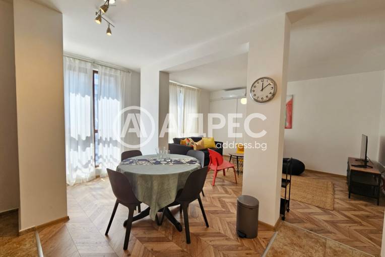 Тристаен апартамент, Варна, Цветен квартал, 677121, Снимка 2