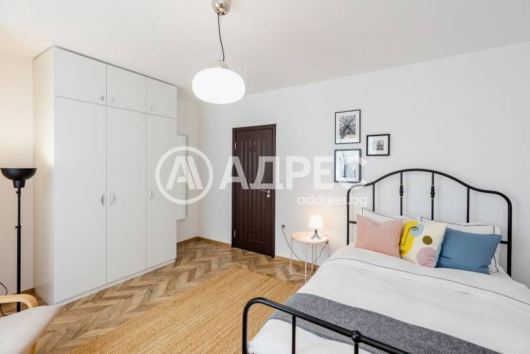 Тристаен апартамент, Варна, Цветен квартал, 677121, Снимка 20