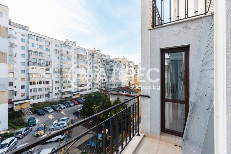 Тристаен апартамент, Варна, Цветен квартал, 677121, Снимка 22