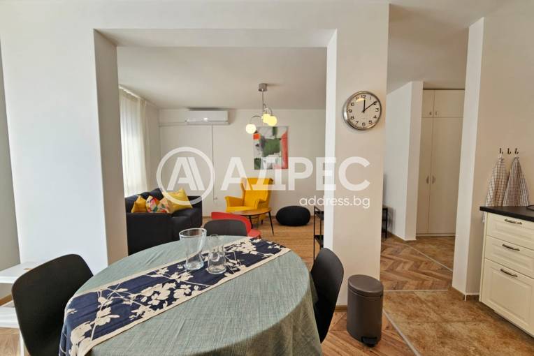 Тристаен апартамент, Варна, Цветен квартал, 677121, Снимка 3