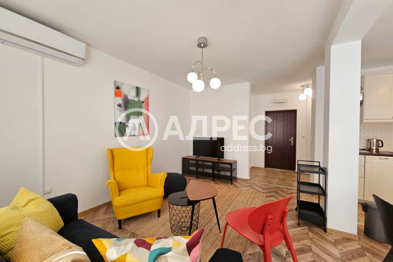 Тристаен апартамент, Варна, Цветен квартал, 677121, Снимка 4