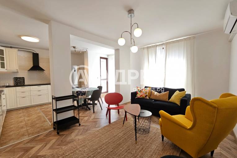 Тристаен апартамент, Варна, Цветен квартал, 677121, Снимка 7